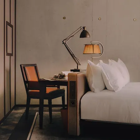 Maison Heler Metz, Curio Collection By Hilton