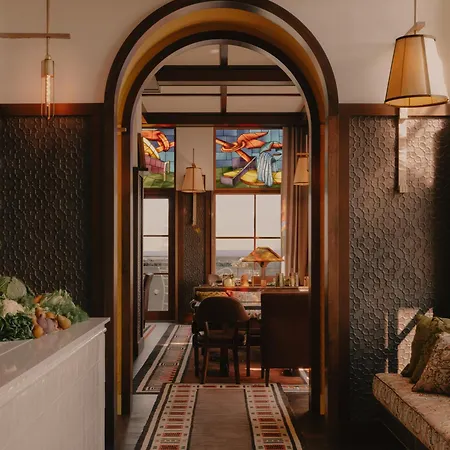 Maison Heler Metz, Curio Collection By Hilton