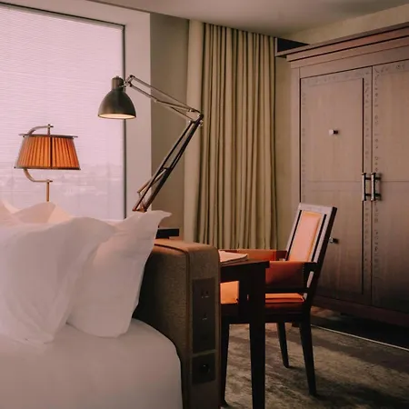 Maison Heler Metz, Curio Collection By Hilton 4*