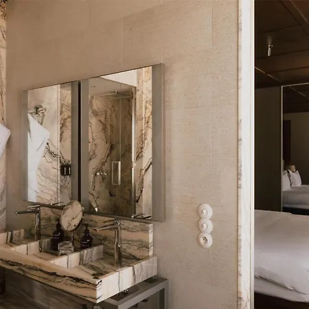 Maison Heler Metz, Curio Collection By Hilton 4*