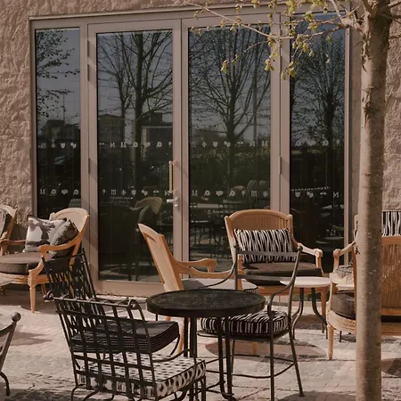 מלון Maison Heler Metz, Curio Collection By Hilton 4*