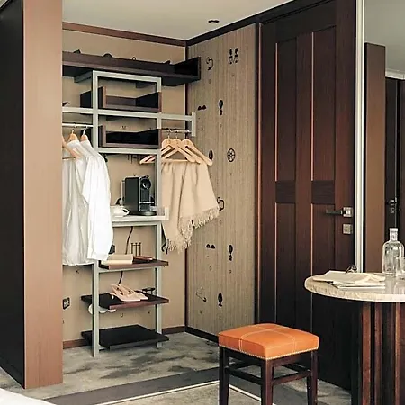 Maison Heler Metz, Curio Collection By Hilton 메스