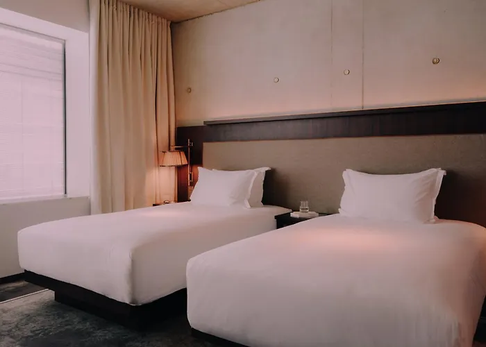 Maison Heler Metz, Curio Collection By Hilton Mety