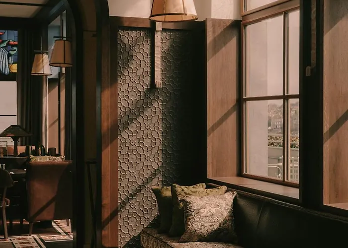 Hotel Maison Heler Metz, Curio Collection By Hilton 4*