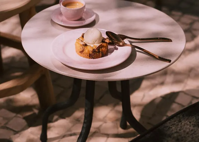 Maison Heler Metz, Curio Collection By Hilton Отель